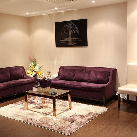 מנאמה Belle Tower Luxury Apartments מראה חיצוני תמונה