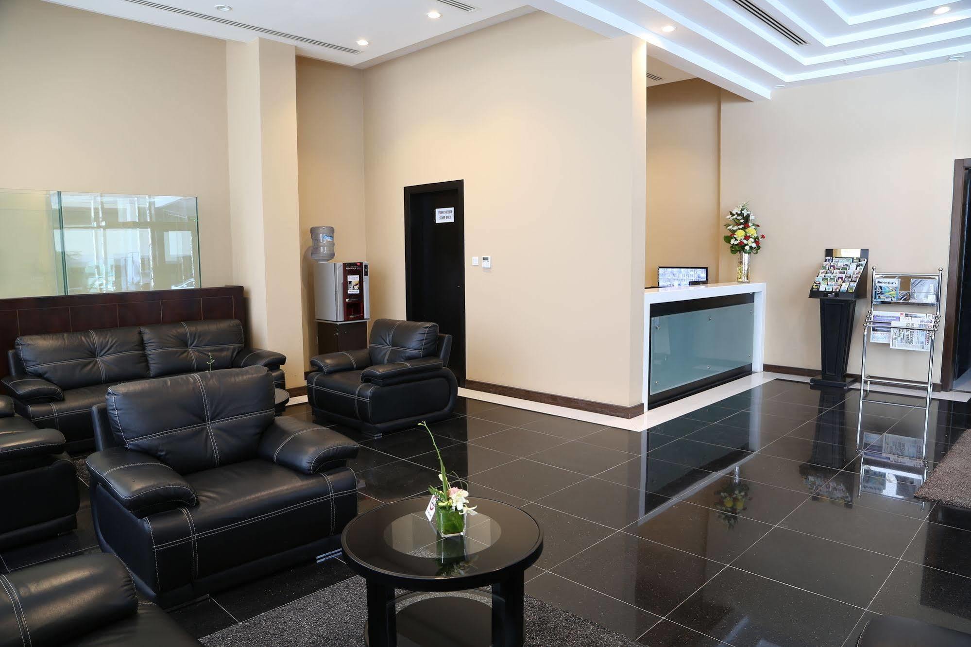 מנאמה Belle Tower Luxury Apartments מראה חיצוני תמונה