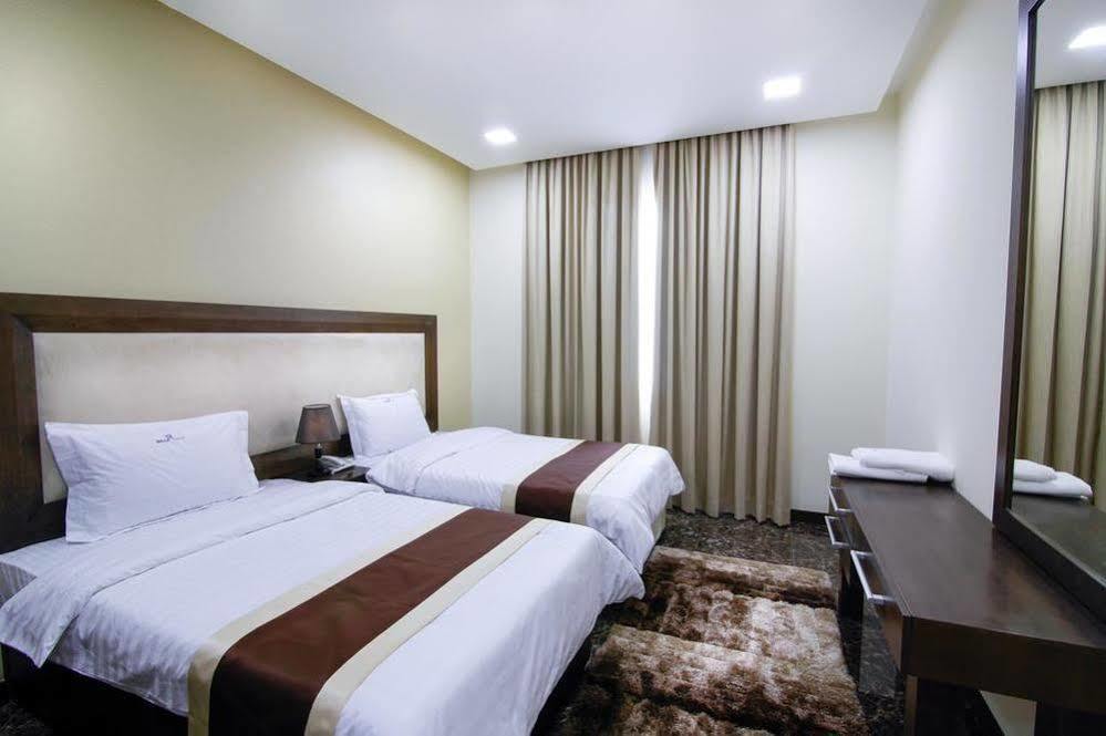 מנאמה Belle Tower Luxury Apartments מראה חיצוני תמונה