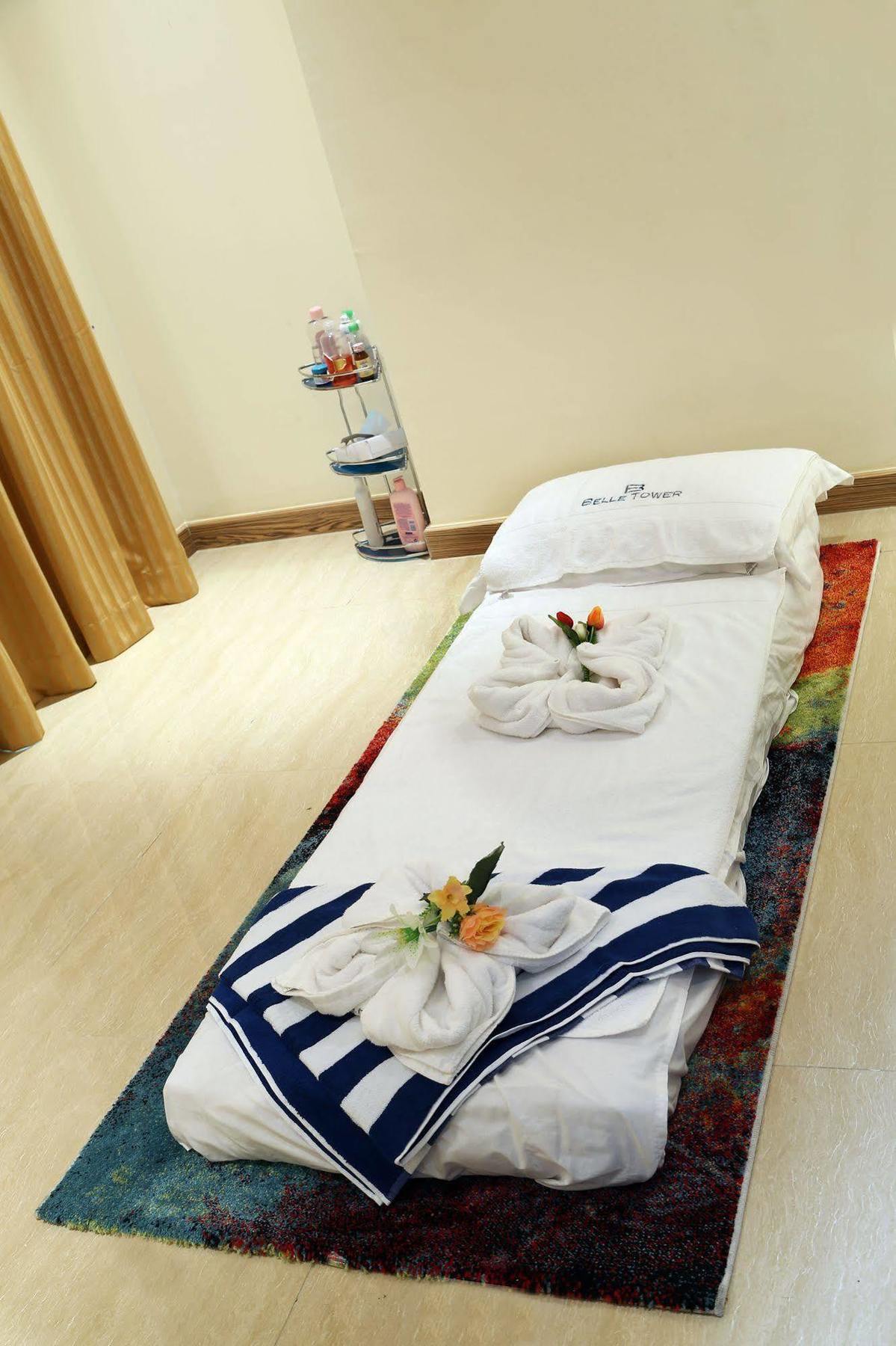 מנאמה Belle Tower Luxury Apartments מראה חיצוני תמונה